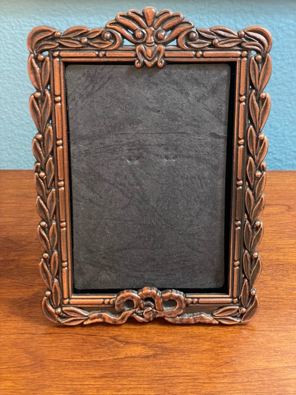 Vintage Ornate Metal Photo Frame – 3.5” x 5” | Copper Tone Victorian Style